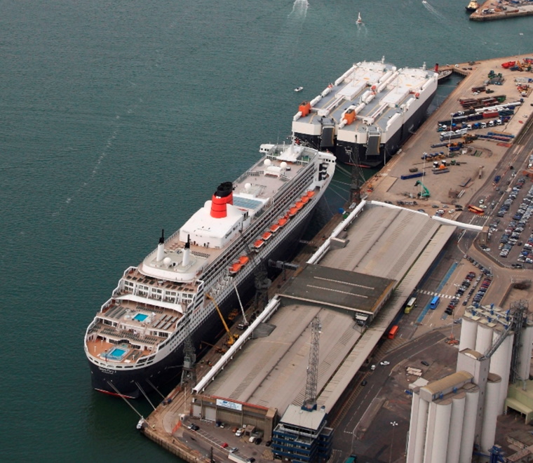 Southampton aerial cruise