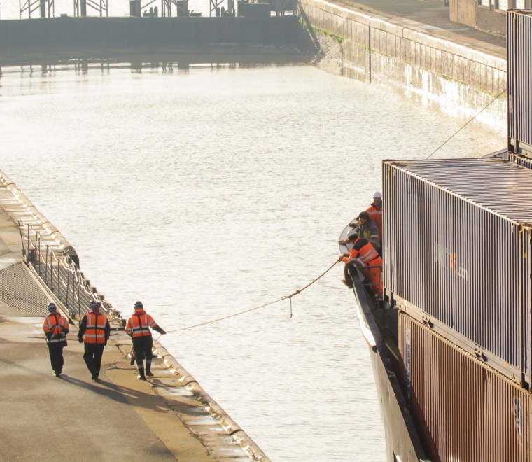 Port staff mooring a container vessel at ABP Immingham 